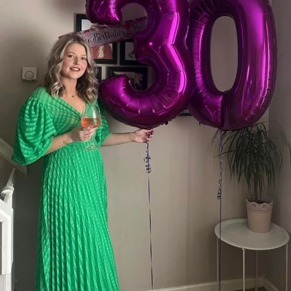 Meet your Posher, Aimee - Picture 1 of 1